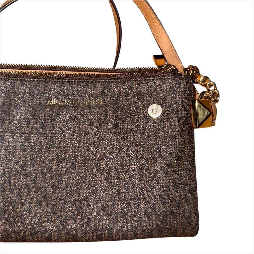 Michael Kors MK Signature Karla Crossbody Bag Brown Acorn Gold Chain Strap - Picture 3 of 6